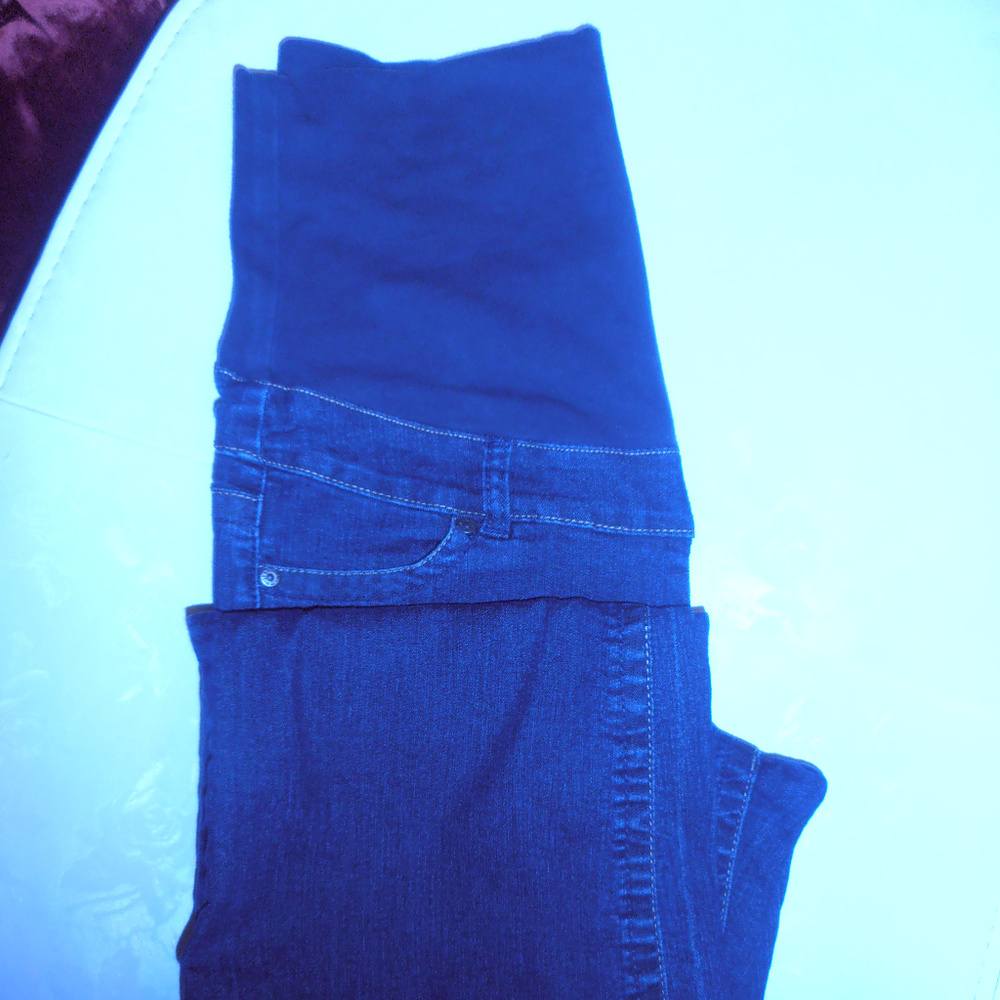 Bootcut Rinse Maternity Jean - Picture 2 of 6